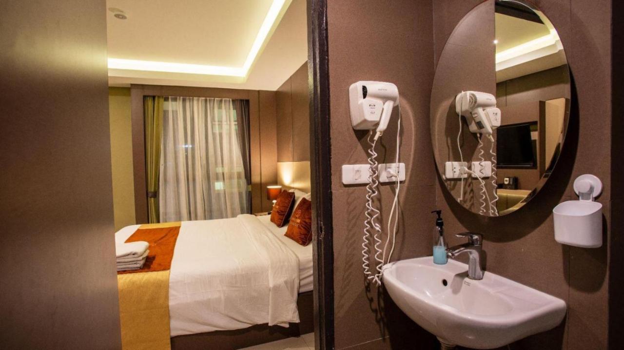 Grande Classic By Goad Avadhess Hospitality 1 Km Walking Street Pattaya Beach Exteriör bild