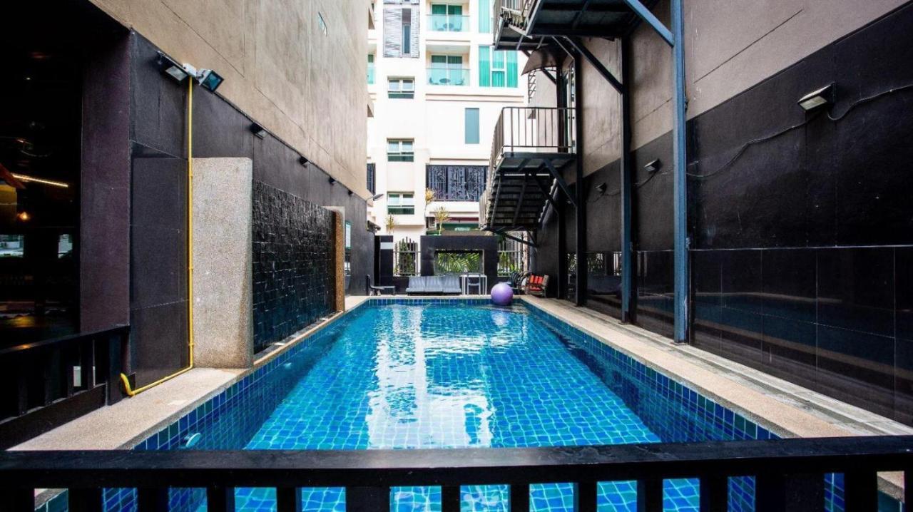 Grande Classic By Goad Avadhess Hospitality 1 Km Walking Street Pattaya Beach Exteriör bild