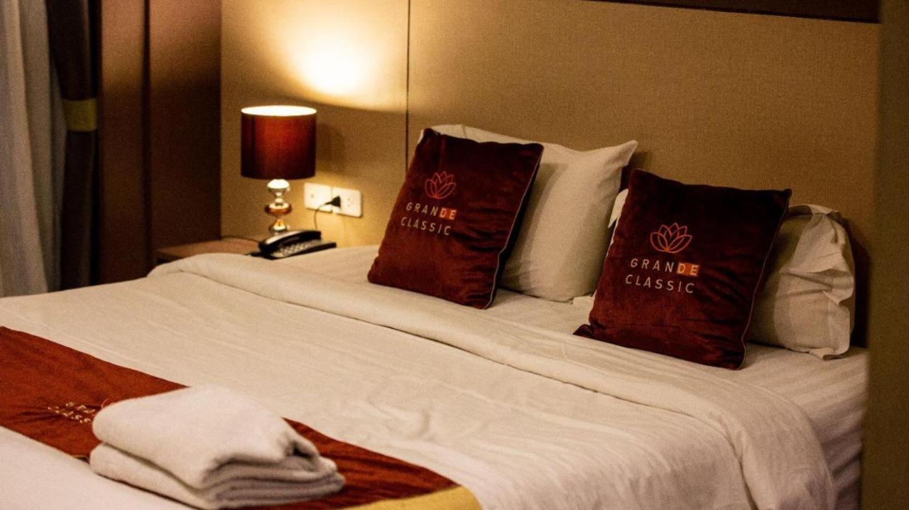 Grande Classic By Goad Avadhess Hospitality 1 Km Walking Street Pattaya Beach Exteriör bild