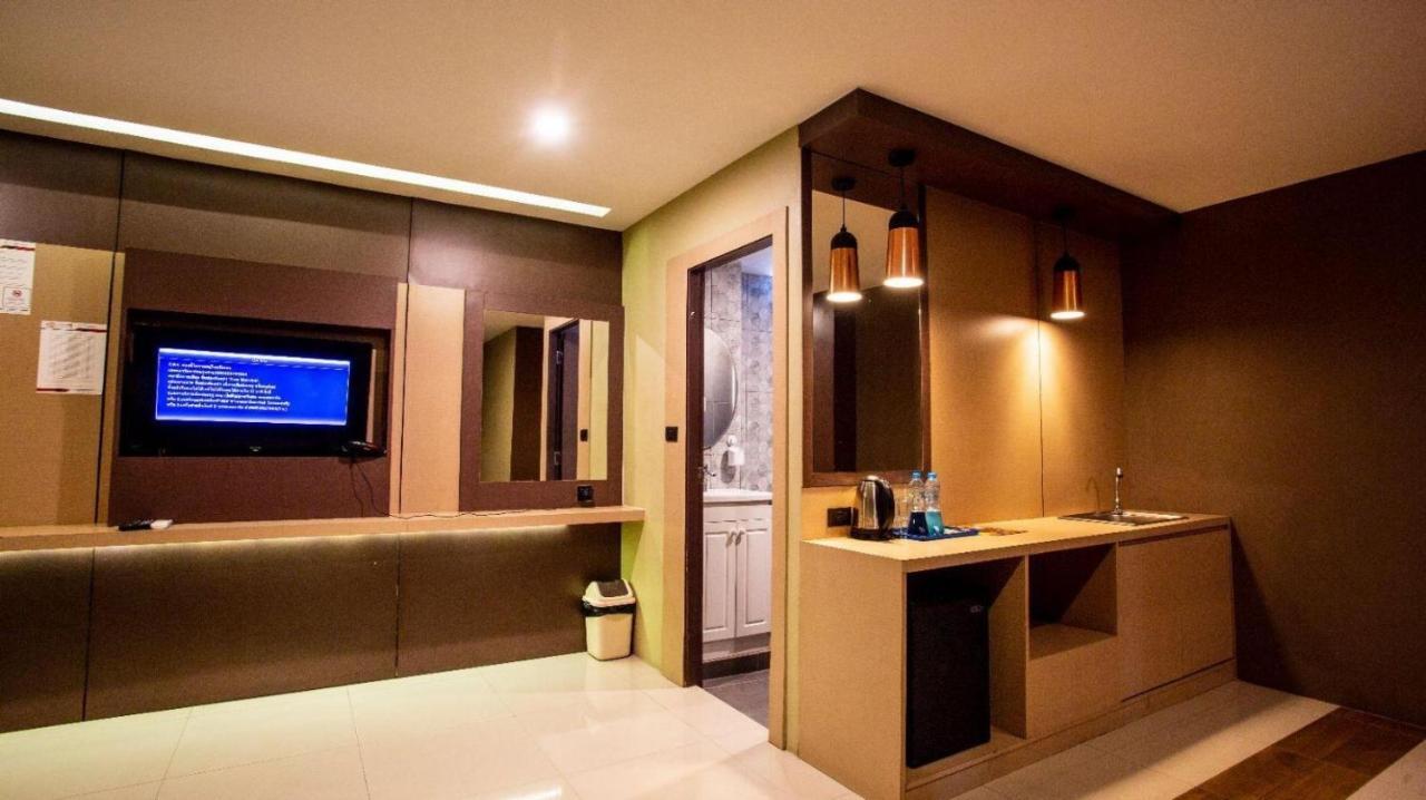 Grande Classic By Goad Avadhess Hospitality 1 Km Walking Street Pattaya Beach Exteriör bild
