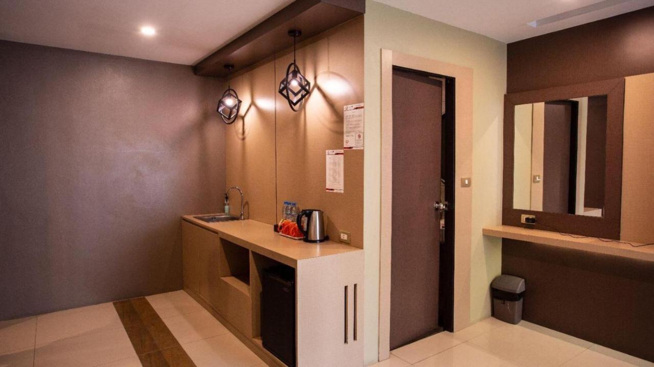 Grande Classic By Goad Avadhess Hospitality 1 Km Walking Street Pattaya Beach Exteriör bild